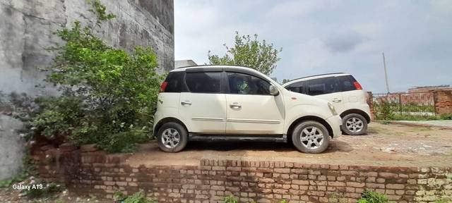 https://images10.gaadi.com/usedcar_image/4605689/original/processed_processed_3b0e113f-771e-48cc-9ad8-77464f272818.jpg?imwidth=6401