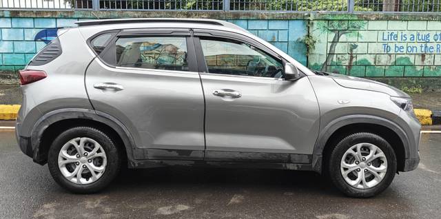 https://images10.gaadi.com/usedcar_image/4605706/original/processed_3e834dcc-8756-437b-935e-61d3519933bb.jpg?imwidth=6401