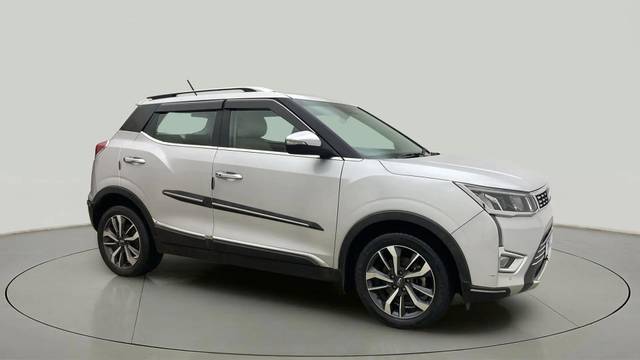 https://images10.gaadi.com/usedcar_image/4605722/original/ca9d5d249e35ad5ceb8ff7b9e05cb1ee.jpg?imwidth=6400