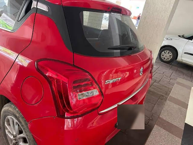 https://images10.gaadi.com/usedcar_image/4605772/original/e94ac6a3-699b-4531-a01a-d55ad396e7a6.png?imwidth=6401