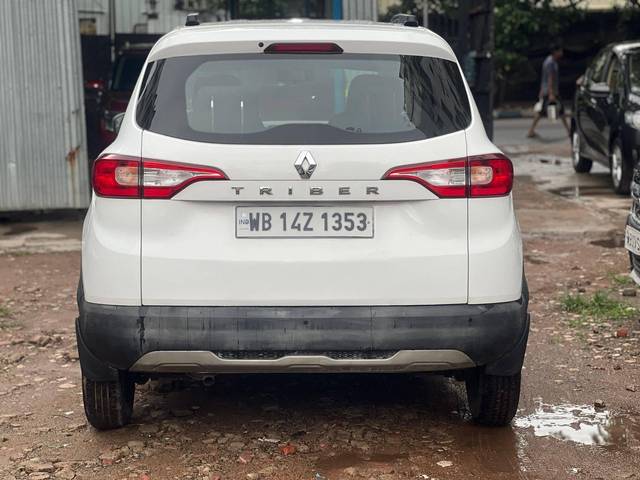 https://images10.gaadi.com/usedcar_image/4605788/original/processed_09ca416343f2e43399729d948cddcd06.jpg?imwidth=6401