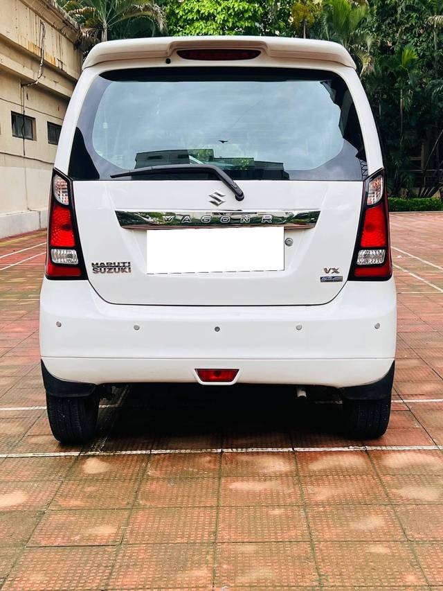 https://images10.gaadi.com/usedcar_image/4605790/original/processed_071f0a915164592f8986f70f0205cbdb.jpeg?imwidth=6401