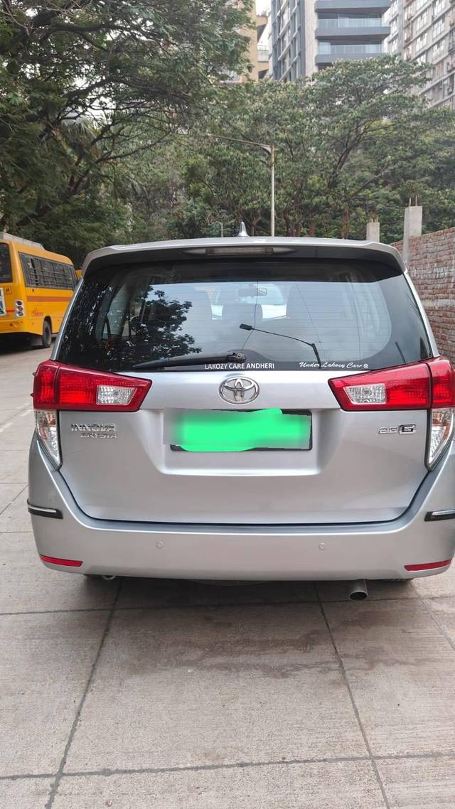 https://images10.gaadi.com/usedcar_image/4605811/original/processed_041351409a7764bb7a4e4854072a74b9.jpeg?imwidth=6401