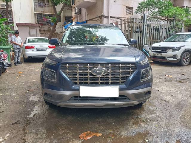 https://images10.gaadi.com/usedcar_image/4605825/original/processed_28697a0c53d5089c54ee57b7bfaef97d.jpg?imwidth=6400