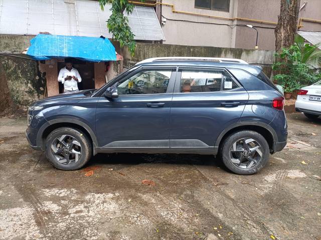 https://images10.gaadi.com/usedcar_image/4605825/original/processed_3d50e83a7cf33313c6b4c2e425bcaee8.jpg?imwidth=6401