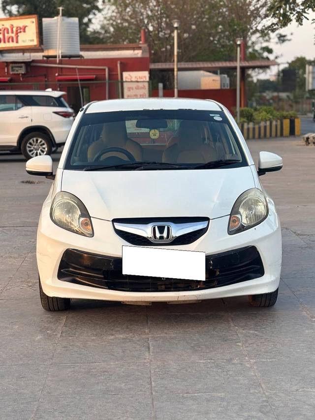 https://images10.gaadi.com/usedcar_image/4605830/original/processed_caa1a022da96d8e9285e283b159c43e6.jpg?imwidth=6400