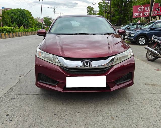 https://images10.gaadi.com/usedcar_image/4605834/original/processed_53d06fd66974c9285d8a418e520e2b3b.jpg?imwidth=6402