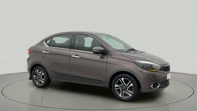 https://images10.gaadi.com/usedcar_image/4605848/original/556e7a17a84ba3f97da614fc056395aa.jpg?imwidth=6400