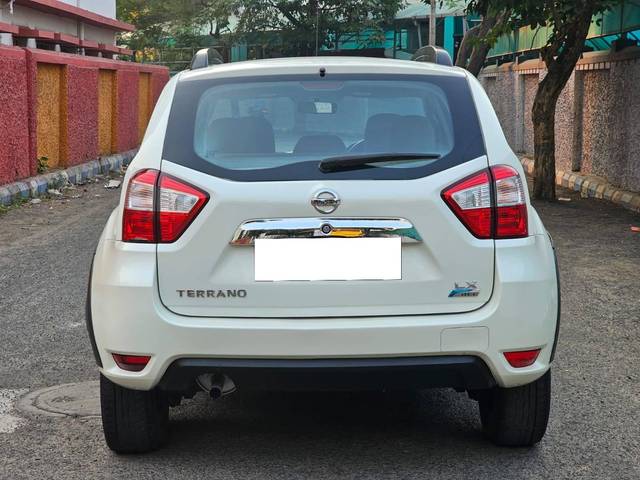 https://images10.gaadi.com/usedcar_image/4605850/original/processed_c816acc356d1e5cc4e8c4234c9988d44.jpg?imwidth=6402