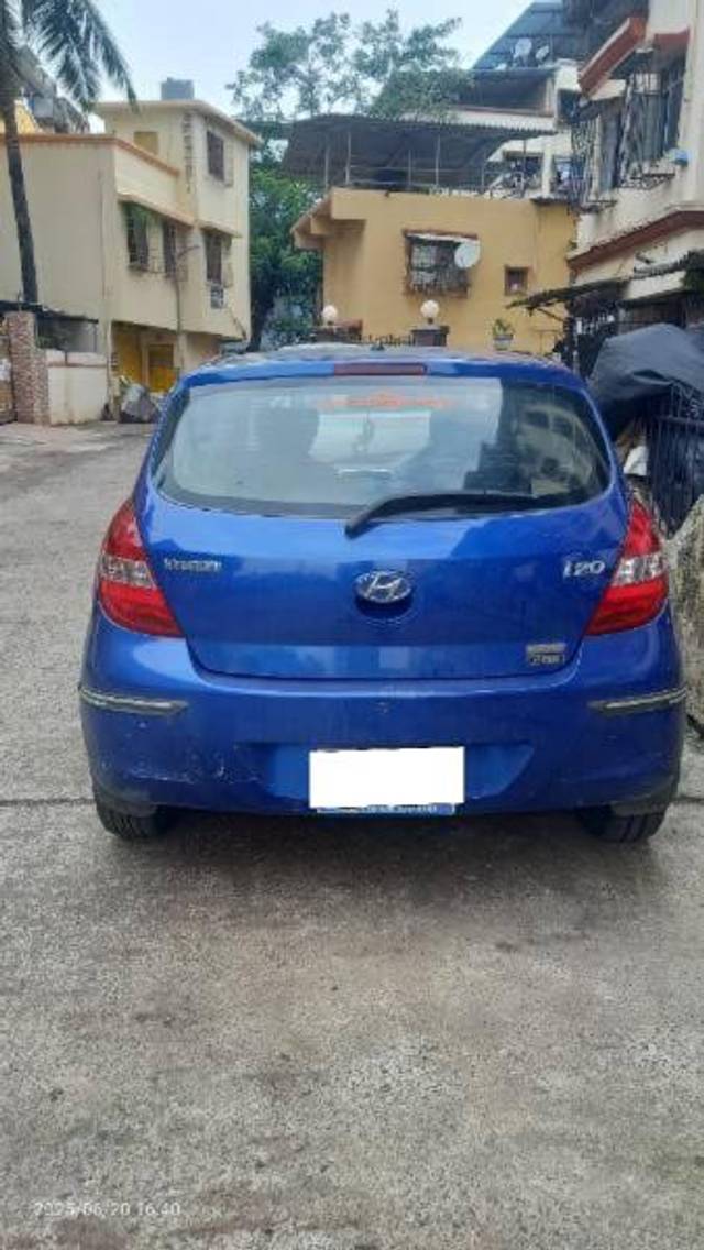 https://images10.gaadi.com/usedcar_image/4605861/original/processed_5ff57e04-7637-488c-a75b-8ed48caf19ec.jpg?imwidth=6401