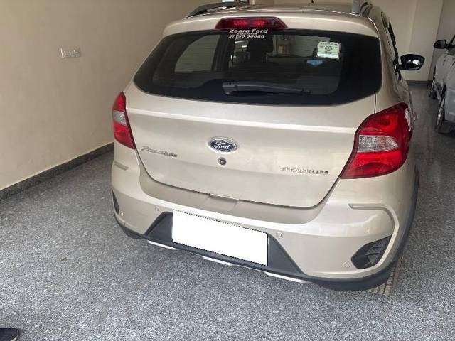 https://images10.gaadi.com/usedcar_image/4605893/original/processed_bf56b73e-fc60-4c2f-90ae-9a22a8ac76e4.jpg?imwidth=6400