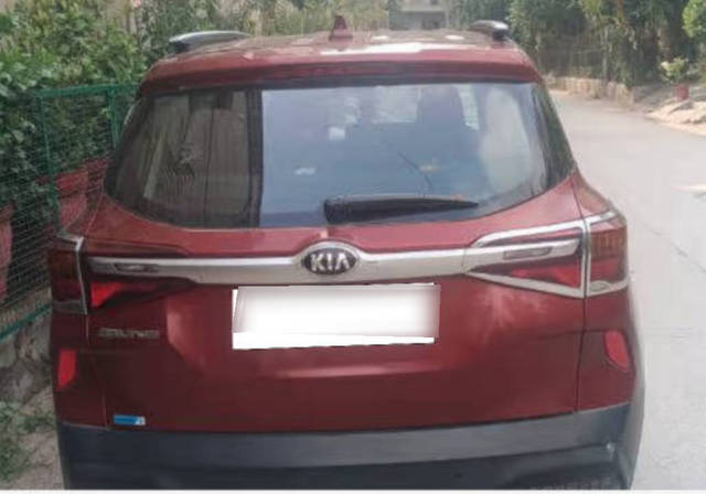 https://images10.gaadi.com/usedcar_image/4605896/original/processed_processed_processed_aaeeabbe-cfab-41dd-8eae-44dfdbde4a28.png?imwidth=6401