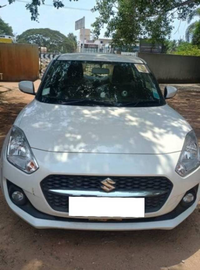 https://images10.gaadi.com/usedcar_image/4605908/original/processed_85d1123b-5a53-4f13-9bb9-0c682795568a.jpg?imwidth=6400