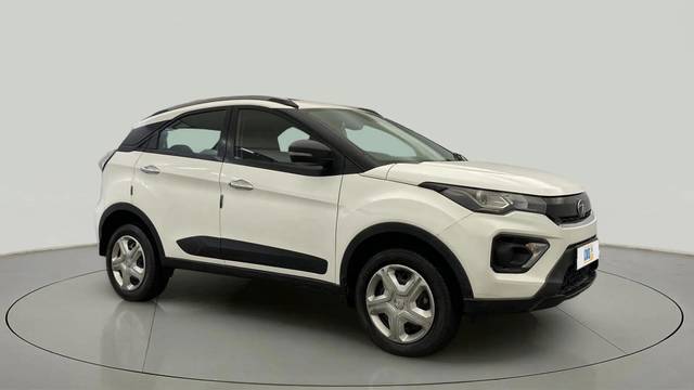 https://images10.gaadi.com/usedcar_image/4605919/original/c4434ac932851721add55050f8b7d5b5.jpg?imwidth=6400