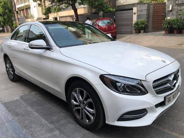 https://images10.gaadi.com/usedcar_image/4605941/original/processed_98fea2774261526b84618d653fd45e54.jpg?imwidth=6400