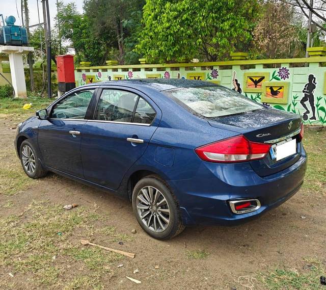 https://images10.gaadi.com/usedcar_image/4605963/original/processed_ffcce9c67dee068df31ba9347c58017a.jpg?imwidth=6402