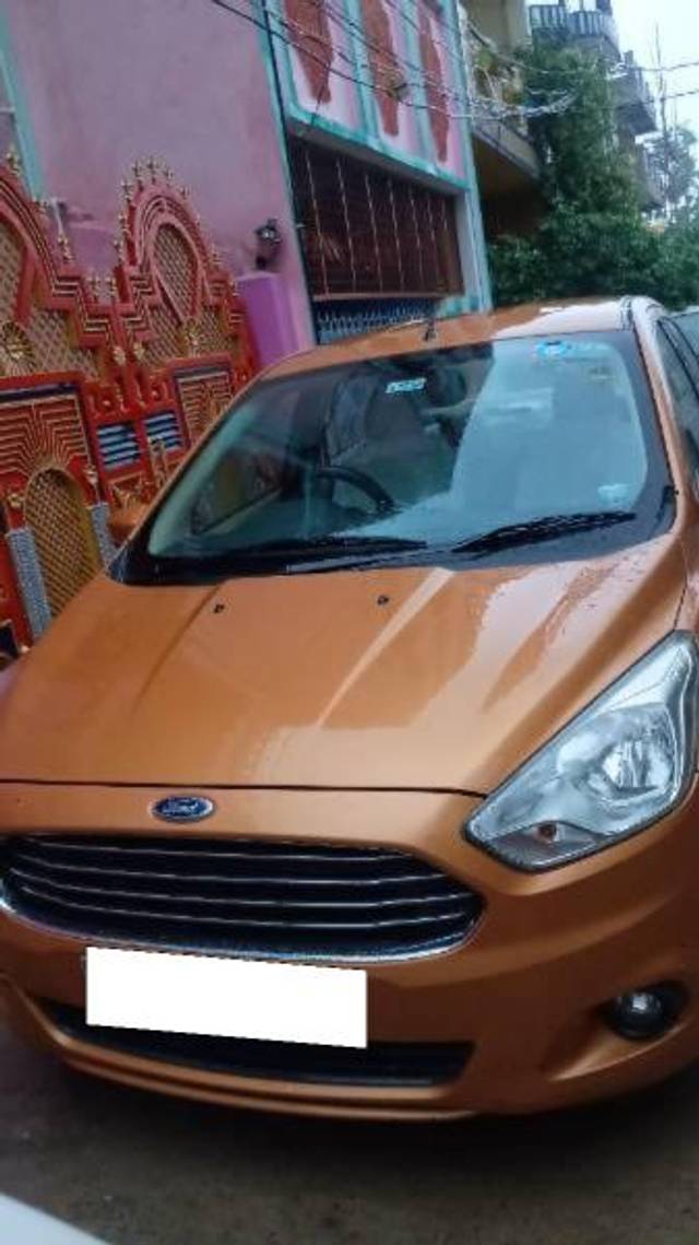 https://images10.gaadi.com/usedcar_image/4606046/original/processed_48e7396f-c7ca-4e15-b4d8-a9347c00b80d.jpg?imwidth=6400