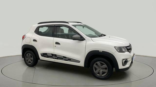 https://images10.gaadi.com/usedcar_image/4606047/original/f847af83b03d6dca8feb68116aa453fd.jpg?imwidth=6400