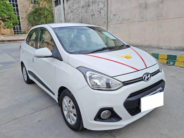 https://images10.gaadi.com/usedcar_image/4606048/original/processed_8f014d4d5e6a636cfb8956836f61c5b8.jpg?imwidth=6400