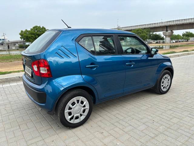https://images10.gaadi.com/usedcar_image/4606085/original/9fc3c8b46880b297be0a7e968dd4ff3e.jpg?imwidth=6402