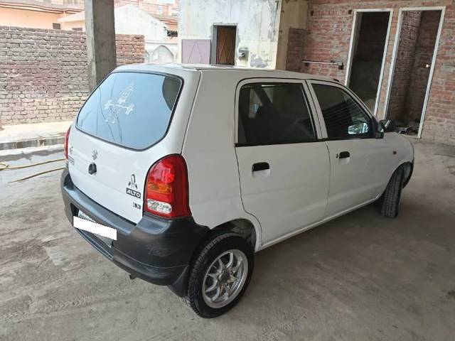 https://images10.gaadi.com/usedcar_image/4606087/original/processed_f756c29d-641f-4f99-b75c-9f8278ff9761.jpg?imwidth=6401