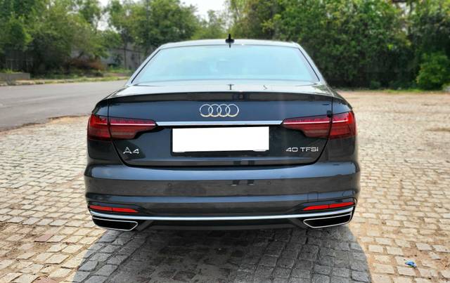 https://images10.gaadi.com/usedcar_image/4606092/original/processed_e5fdeada7907326a734b4373b4986492.jpg?imwidth=6402