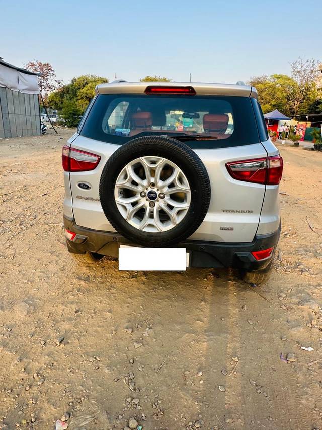 https://images10.gaadi.com/usedcar_image/4606095/original/processed_5080c7ee-85c8-46ea-ae00-dac568c154ea.jpg?imwidth=6401
