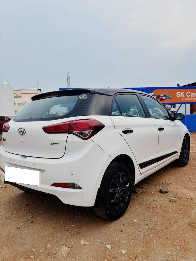 Second-hand 2015 Hyundai i20 Sportz Option 1.2 for sale in Karur-5