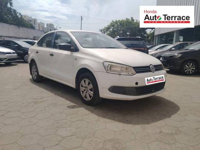https://images10.gaadi.com/usedcar_image/4606179/original/876de54c80e3fb7dca0923906ba8c68d.jpeg?imwidth=6400