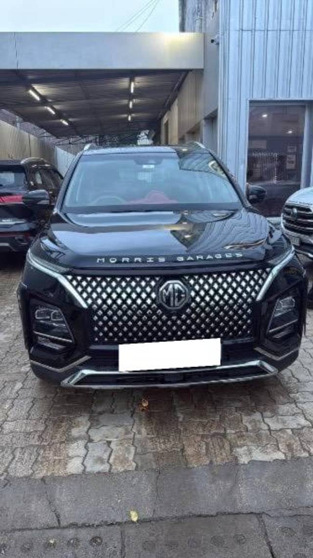 https://images10.gaadi.com/usedcar_image/4606185/original/processed_b8041280-7b16-4891-836a-1de2a1a0df7c.jpeg?imwidth=6400