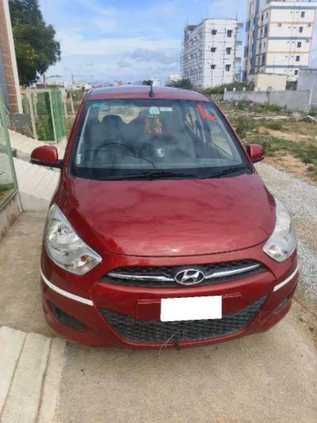 https://images10.gaadi.com/usedcar_image/4606201/original/processed_bc7b1457-777a-462f-be2a-c0b09a4f831e.jpg?imwidth=6402