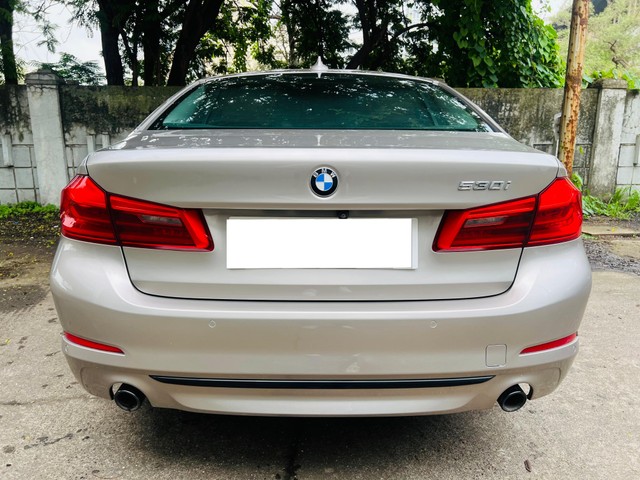 https://images10.gaadi.com/usedcar_image/4606222/original/processed_f9b312d900dfeb7d2cca99b8f3353d09.jpg?imwidth=6402