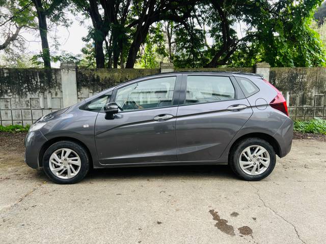 https://images10.gaadi.com/usedcar_image/4606225/original/23664a285da62f743ca259fac0c37923.jpg?imwidth=6402