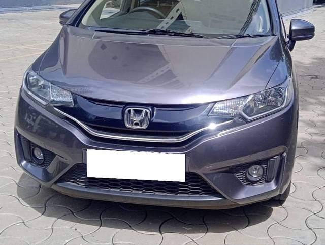 https://images10.gaadi.com/usedcar_image/4606225/original/processed_b37bd55dd08a0211da0f1435f92a048d.jpg?imwidth=6400
