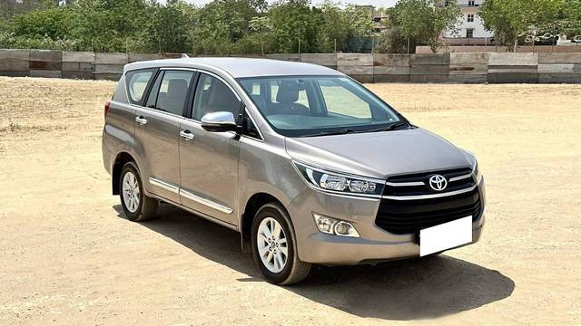 https://images10.gaadi.com/usedcar_image/4606227/original/processed_34de1f7a1b13f1ce96f4a702d4fc79d0.jpg?imwidth=6400