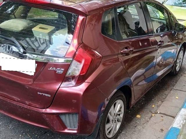 https://images10.gaadi.com/usedcar_image/4606229/original/processed_27a4e674fdf7fcf1c7f3972629138949.jpg?imwidth=6401