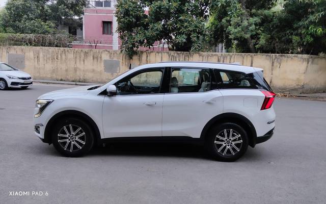 https://images10.gaadi.com/usedcar_image/4606232/original/processed_f1a0f18c-ea07-47b3-91d5-a32c81211850.jpg?imwidth=6402
