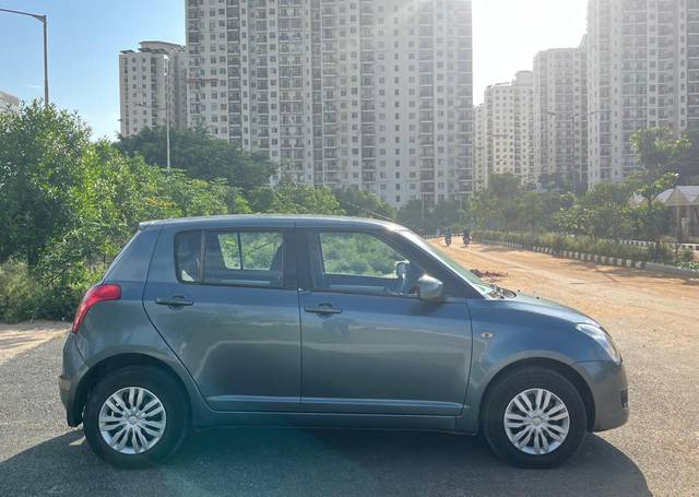 https://images10.gaadi.com/usedcar_image/4606238/original/199340d2ed09d2b763d8a64ffd1318b7.jpg?imwidth=6401