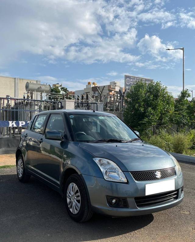 https://images10.gaadi.com/usedcar_image/4606238/original/processed_d4ff0f3ebc04610685564e9882dfd083.jpg?imwidth=6400