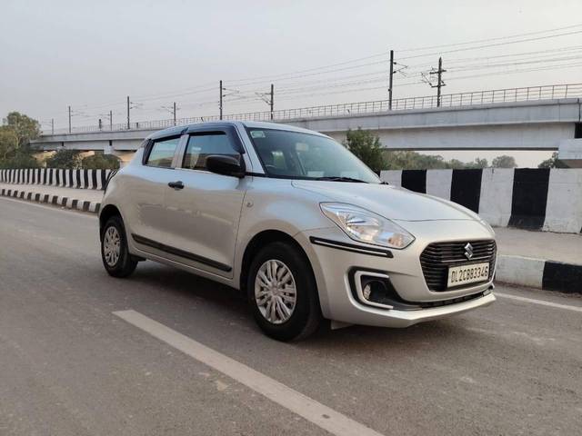 https://images10.gaadi.com/usedcar_image/4606247/original/processed_f21702c9375fb64b84df0ba107edf7d3.jpg?imwidth=6400