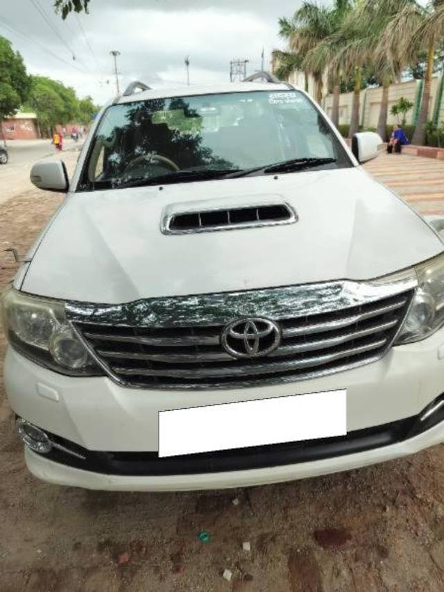 https://images10.gaadi.com/usedcar_image/4606253/original/processed_7ae6ff99-9a62-48ad-aaaf-bdb0e4ec4794.jpg?imwidth=6400