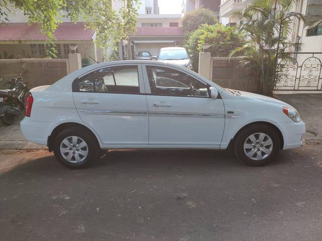 https://images10.gaadi.com/usedcar_image/4606280/original/processed_29b0d871925bb1da3bbe412acc140df1.jpg?imwidth=6401