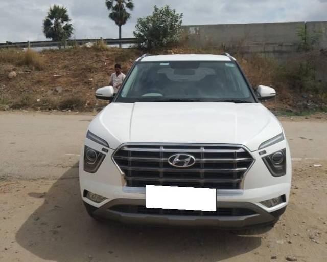 https://images10.gaadi.com/usedcar_image/4606281/original/processed_0457bc8c-ee09-4cd6-a7c8-931819fc90c4.jpeg?imwidth=6400