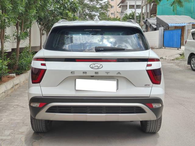 https://images10.gaadi.com/usedcar_image/4606286/original/processed_8adb42e094723e90f6f49ba1491c2d2d.jpg?imwidth=6402