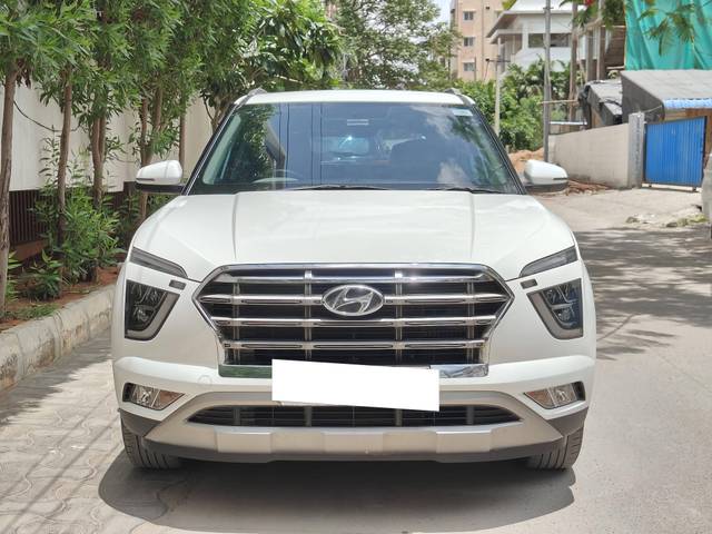 https://images10.gaadi.com/usedcar_image/4606286/original/processed_9d87663167957c09ef5bbb6b64e996aa.jpg?imwidth=6400