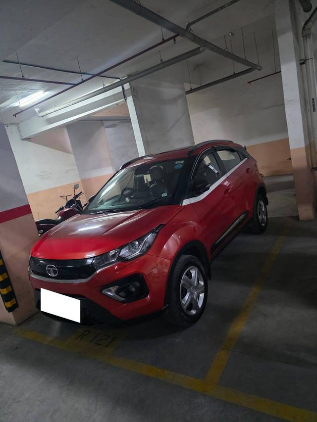 https://images10.gaadi.com/usedcar_image/4606301/original/processed_530b7408-092b-474b-8587-81e3c58efcda.jpg?imwidth=6401
