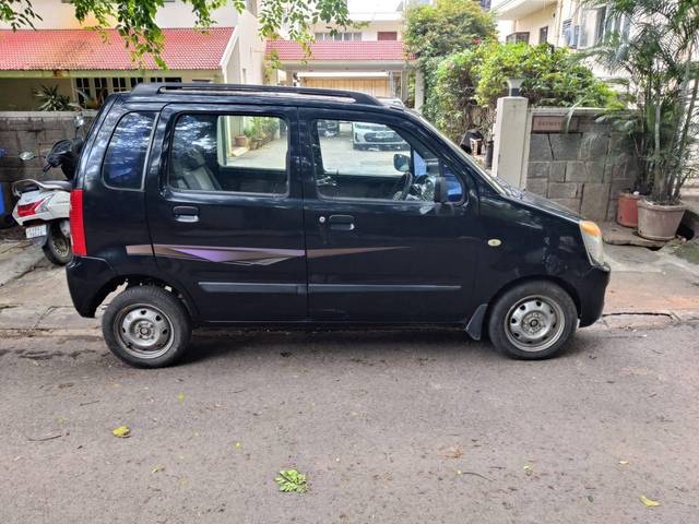 https://images10.gaadi.com/usedcar_image/4606340/original/processed_1f0ab668ba382f5e9792ebbbc3a20339.jpg?imwidth=6402