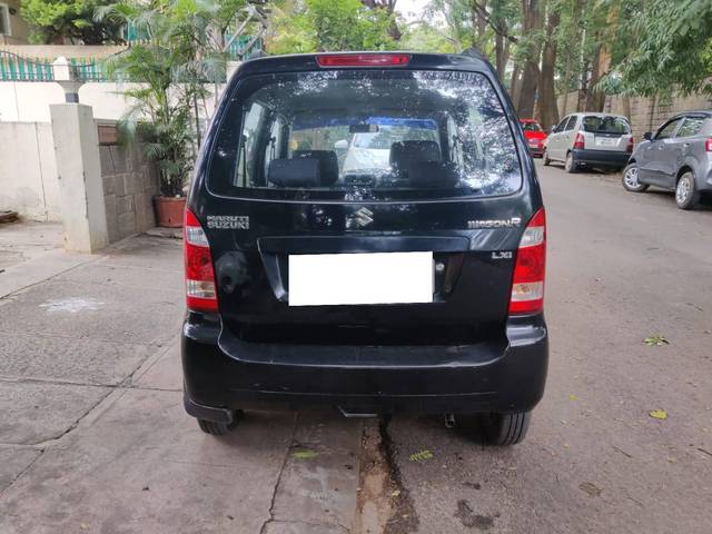 https://images10.gaadi.com/usedcar_image/4606340/original/processed_2be6e15460f642f39a89a797804d7ec5.jpg?imwidth=6401
