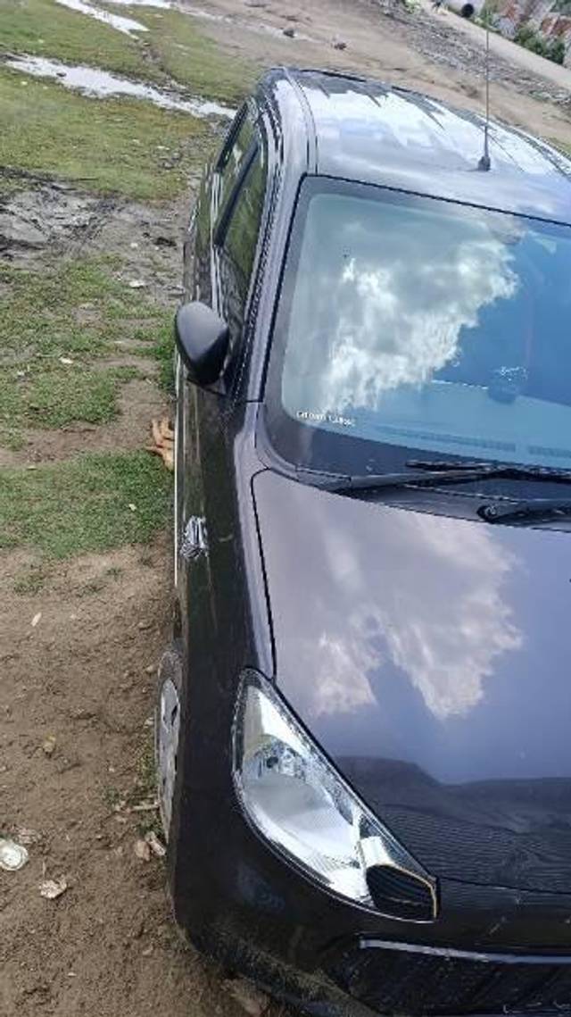 https://images10.gaadi.com/usedcar_image/4606342/original/processed_2b83c790-9839-4dbd-b44c-cc9fb84c3540.jpg?imwidth=6401