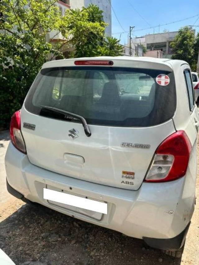 https://images10.gaadi.com/usedcar_image/4606351/original/processed_fd3117c0-5ff1-4c28-823e-43e8faf727e3.jpeg?imwidth=6401